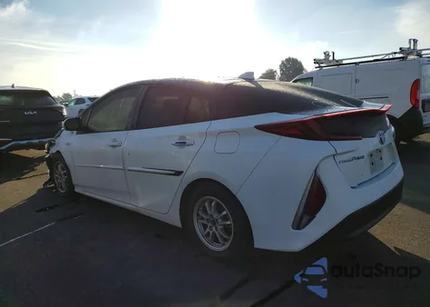 2022 Toyota Prius Prime Le из США, поврежденный, VIN JTDKAMFP7N3201000